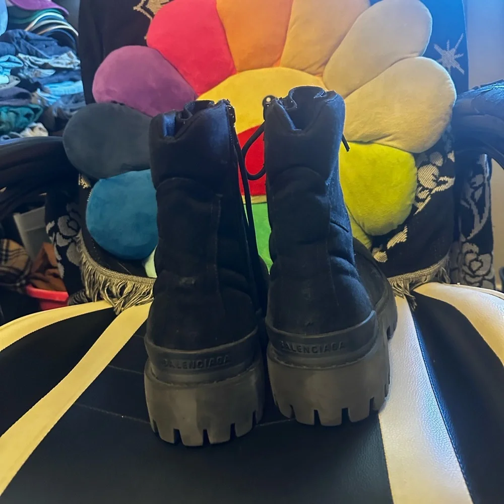 Balenciaga Black striker boots - Picture 3 of 4